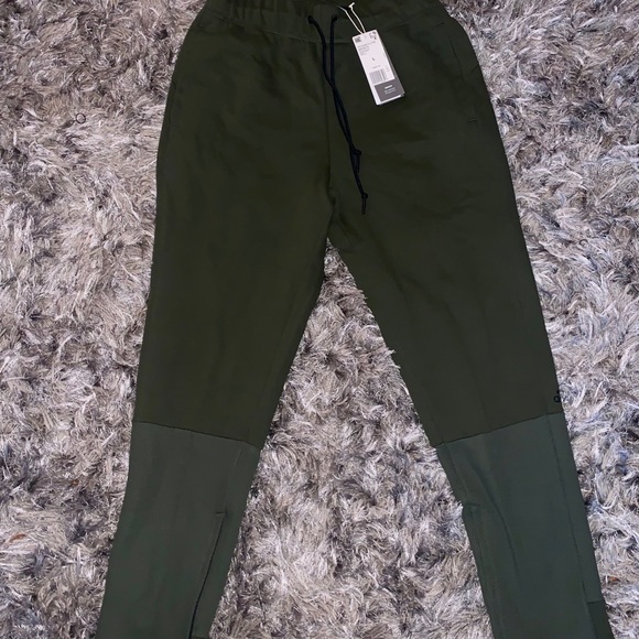 Brand new army green adidas joggers - Picture 2 of 2